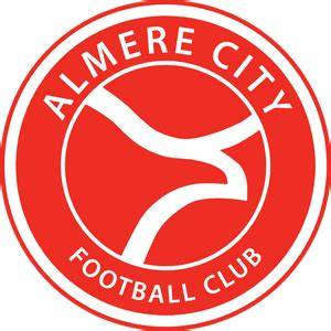 Almere City jeugdtraining op voetbalveld