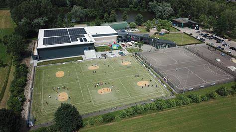 korfbaltraining van Antilopen in Leusden